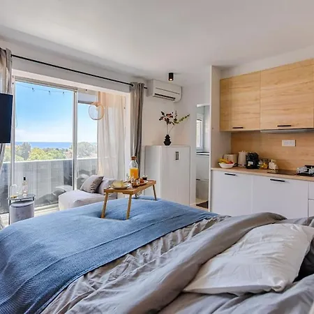 Sea View & Spa Suite: 3Min Beach Fréjus Esterno foto