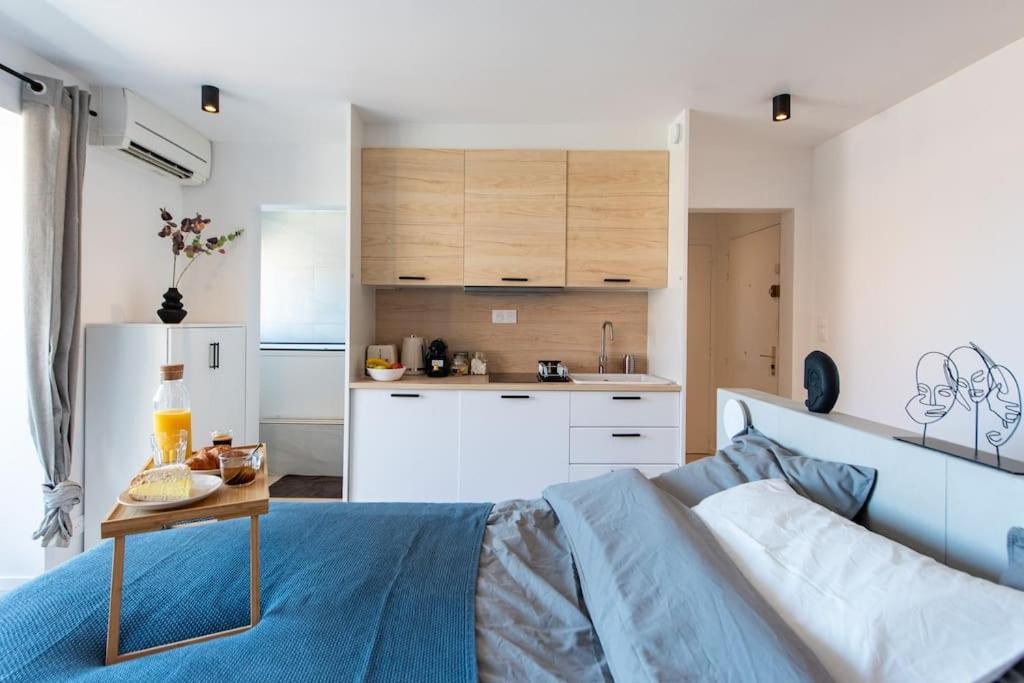 Sea View & Suite: 3min Frejus