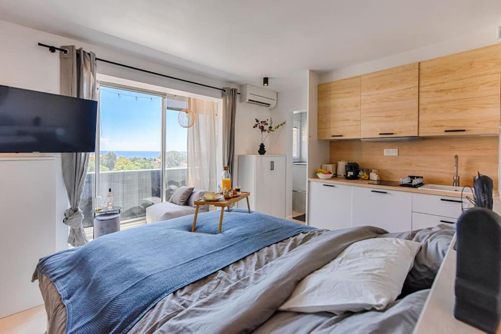 Sea View & Suite: 3min * Frejus